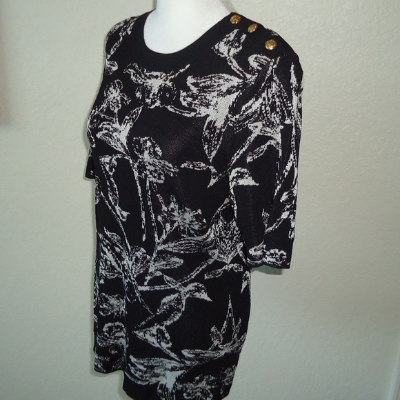 WHITE HOUSE BLACK MARKET stretchy sweater top size-S - Picture 1 of 9